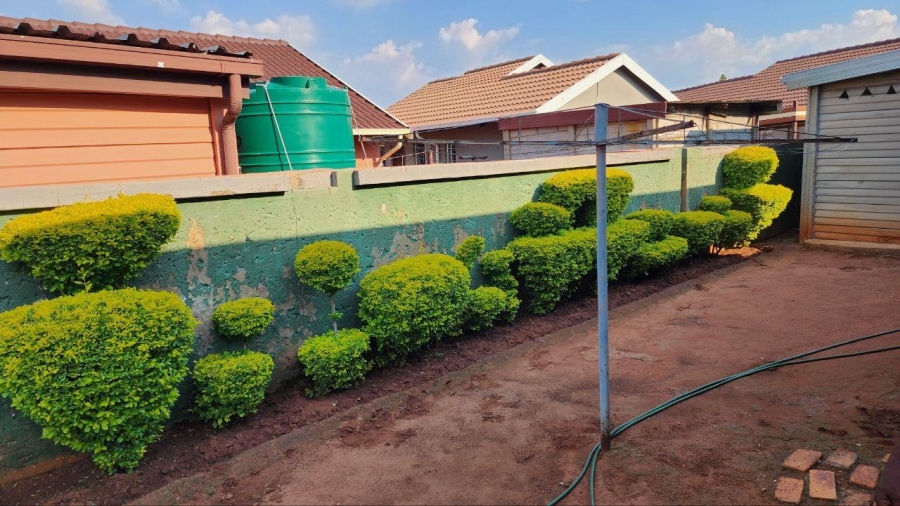 3 Bedroom Property for Sale in Tlhabane North West